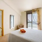 Patios 아파트